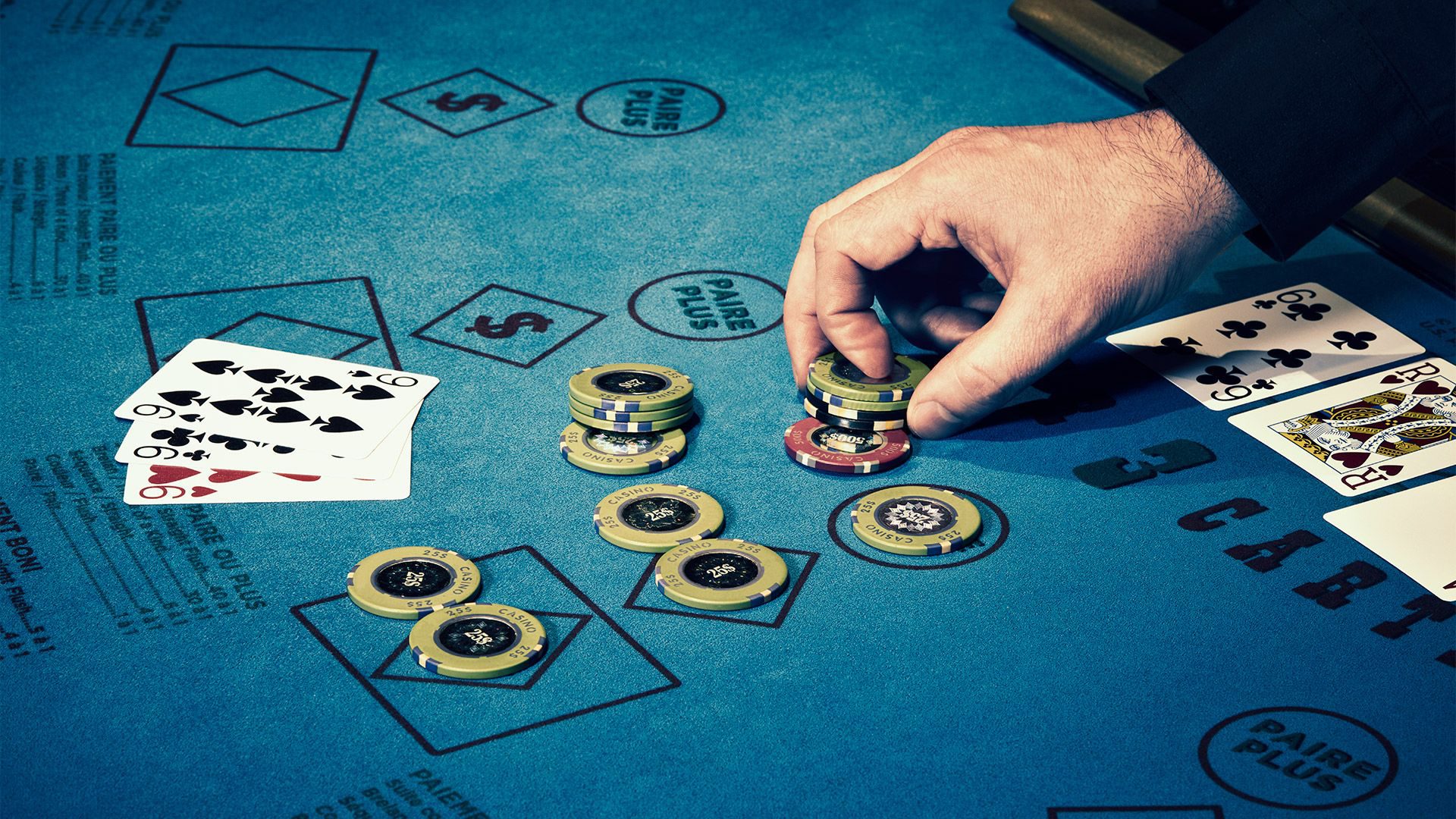 Как правильно играть в онлайн-покер на Покерок?